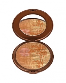 This sheer silky-light powder delivers a natural sun-kissed glow in any season. Exceptional light-reflecting pigments ensure a radiant, tanned makeup result. Smooth and comfortable texture blends effortlessly and evenly into the skin. Skin feels silky soft and even toned.ResultRadiant, yet natural-looking, for a bronzed complexion that stays fresh and color-true throughout the day.Suitable for all skin types. Oil-free. Fragrance-free. Non-acnegenic. Non-comedogenic. Allergy-tested for safety. This sheer silky-light powder delivers a natural sun-kissed glow in any season. Exceptional light-reflecting pigments ensure a radiant, tanned makeup result. Smooth and comfortable texture blends effortlessly and evenly into the skin. Skin feels silky soft and even toned.ResultRadiant, yet natural-looking, for a bronzed complexion that stays fresh and color-true throughout the day.Suitable for all skin types. Oil-free. Fragrance-free. Non-acnegenic. Non-comedogenic. Allergy-tested for safety.