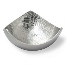 Birch Collection by Simply Designz. Handcrafted and exquisitely hand polished, this long tray is functional yet gives a new look to classic metal serving pieces. Birch Collection by Simply Designz. Handcrafted and exquisitely hand polished, this long tray is functional yet gives a new look to classic metal serving pieces.