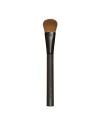 Made from luxuriously soft sable, this flat brush is slightly rounded at the edges to precisely follow the curves of the face. Dispensing the perfect amount of makeup onto the face, the blender brush creates a flawless, second-skin effect when used with any Armani foundation. Sensuous application and flawless results. 