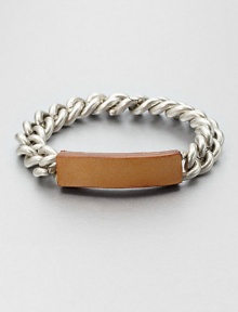 A distinctive blend of supple leather and sleek link chain. LeatherBrassDiameter, about 3Push clasp closureMade in Italy A distinctive blend of supple leather and sleek link chain. LeatherBrassDiameter, about 3Push clasp closureMade in Italy