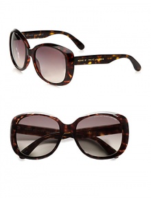 This chic, round frame features a full rim design and logo temples. Available in black/grey hearts with grey gradient lens or havana with brown gradient lens. Logo temples100% UV protectionImported This chic, round frame features a full rim design and logo temples. Available in black/grey hearts with grey gradient lens or havana with brown gradient lens. Logo temples100% UV protectionImported