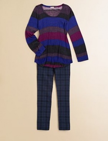 Wide, colorful stripes add a splash of color to this long-sleeved tunic with rounded hem.ScoopneckLong sleevesFront patch pocketRound hemRayonMachine washImported Wide, colorful stripes add a splash of color to this long-sleeved tunic with rounded hem.ScoopneckLong sleevesFront patch pocketRound hemRayonMachine washImported