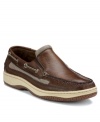 Woven fabric panels and 360 lacing system accent these comfortable slip-on men's casual shoes from Sperry Top-Sider.