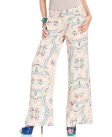 Captivating print plus palazzo style make these trousers from Jessica Simpson a bold statement piece!