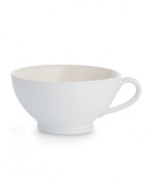 Full of possibilities, this ultra-versatile handled bowl from Noritake's collection of Colorwave white dinnerware is crafted of hardy stoneware with a half glossy, half matte finish in pure white. Mix and match with coupe and square shapes or any of the other Colorwave shades. Full of possibilities, this ultra-versatile handled bowl from Noritake's collection of Colorwave white dinnerware is crafted of hardy stoneware with a half glossy, half matte finish in pure white. Mix and match with coupe and square shapes or any of the other Colorwave shades.