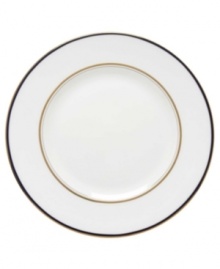 Set the table with poise and purpose. The Library Lane dinner plates from kate spade new york feature zesty color combinations that appeal to your inner artist.