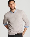 Forever classic, a cashmere crewneck boasts inimitable softness for the ultimate in luxury. Shore up your sweater collection with this handsome design, perfect with casual and dress shirts alike for all your relaxed and refined activities.