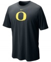 Keep team spirit rolling with this Oregon Ducks NCAA t-shirt from Nike.