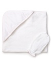 Bundled with a sateen ribbon, this polka dot towel and washing mitt are designed to make bathtime a pure delight.