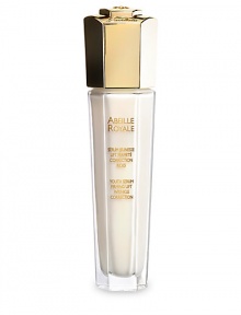 Abeille Royale, the new anti-aging Youth Serum, employs the active power of bee products to repair wrinkles while lifting and firming skin. Through extensive research, Guerlain identified bee products as some of the world's most effective natural healing substances, and created Abeille Royale's key active ingredient: the Pure RoyalConcentrate. Abeille Royale, the new anti-aging Youth Serum, employs the active power of bee products to repair wrinkles while lifting and firming skin. Through extensive research, Guerlain identified bee products as some of the world's most effective natural healing substances, and created Abeille Royale's key active ingredient: the Pure RoyalConcentrate.