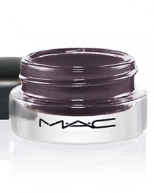 A highly pigmented eye color that goes on creamy but dries to an intense, vibrant finish. The next generation of a popular M·A·C formula, Paint Pots maintains all the intense traits of its inspiration. Long-wearing, colorfast. Creates seamless coverage without weight or caking. Blends smoothly over the lids. Cream-based, can be mixed with M·A·C shadows and liners. Available in matte and pearl formulas. A highly pigmented eye color that goes on creamy but dries to an intense, vibrant finish. The next generation of a popular M·A·C formula, Paint Pots maintains all the intense traits of its inspiration. Long-wearing, colorfast. Creates seamless coverage without weight or caking. Blends smoothly over the lids. Cream-based, can be mixed with M·A·C shadows and liners. Available in matte and pearl formulas.