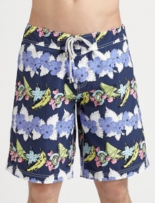 A brilliant turtle print adorns these quick-dry trunks, complete with drawstring waist for an easy fit.Drawstring waistMesh liningPolyamideMachine washImported A brilliant turtle print adorns these quick-dry trunks, complete with drawstring waist for an easy fit.Drawstring waistMesh liningPolyamideMachine washImported
