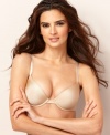 Captivate a room with your stunning silhouette. Smooth, seamless Statement Makers push-up bra by Wonderbra. Style #7941