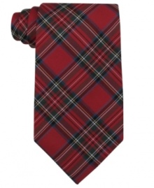 A timeless plaid adds sophisticated, vintage-inspired charm to this American classic tie from Tommy Hilfiger. A timeless plaid adds sophisticated, vintage-inspired charm to this American classic tie from Tommy Hilfiger.