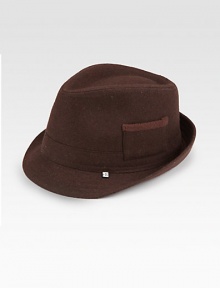 A classic fedora never goes out of style, and this wool-blend version is no exception, accented with a side pocket and signature logo detail.75% polyester/25% woolDry cleanImported