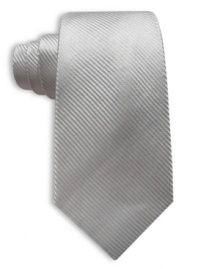 Simple and classic, you can never go wrong with a solid Perry Ellis silk tie. Simple and classic, you can never go wrong with a solid Perry Ellis silk tie.