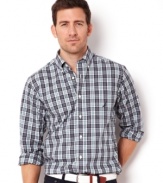 This long sleeve checkered Nautica shirt is wrinkle resistant to keep you smooth all day.