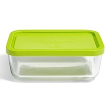 Versatile, multipurpose food storage containers that can go straight from the refrigerator or freezer to the oven for reheating. Max oven temperature 320 F. Remove lid when in oven or microwave. Versatile, multipurpose food storage containers that can go straight from the refrigerator or freezer to the oven for reheating. Max oven temperature 320 F. Remove lid when in oven or microwave.