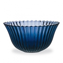 Baccarat has extended its successful Mille Nuit pattern and introduced a new color, Midnight. The Mille Nuit Midnight collection is distinctively chic in design and allure. Baccarat has extended its successful Mille Nuit pattern and introduced a new color, Midnight. The Mille Nuit Midnight collection is distinctively chic in design and allure.