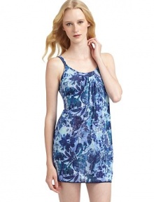 THE LOOKAbstract floral printScoopneckKnotted strapsLace-trimmed hemTHE FITAbout 30 from shoulder to hemTHE MATERIALNylonCARE & ORIGINMachine washImported THE LOOKAbstract floral printScoopneckKnotted strapsLace-trimmed hemTHE FITAbout 30 from shoulder to hemTHE MATERIALNylonCARE & ORIGINMachine washImported