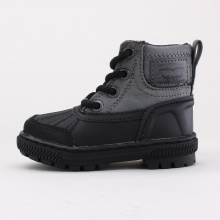 Puddles and snowbanks don't stand a chance against these Levi's Norway CT Twill Boots. Puddles and snowbanks don't stand a chance against these Levi's Norway CT Twill Boots.