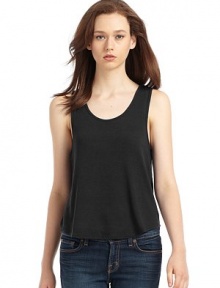 THE LOOKScoop neckRacerbackHi-lo hemTHE FITAbout 27 from shoulder to lowest part of hemTHE MATERIAL67% polyester/29% rayon/4% spandexCARE & ORIGINHand washImported