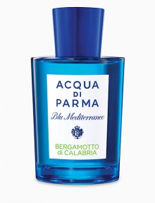 The land of Calabria. Strong and intense. Only here does authentic bergamot find its natural habitat. Its sparkling notes appear at the onset in a unique fragrance, enhanced by the freshness of citron, red ginger and cedar wood. At the base, an unprecedented combination of vetiver, benzoin, and musk, resulting in a sunny and jovial fragrant experience. The land of Calabria. Strong and intense. Only here does authentic bergamot find its natural habitat. Its sparkling notes appear at the onset in a unique fragrance, enhanced by the freshness of citron, red ginger and cedar wood. At the base, an unprecedented combination of vetiver, benzoin, and musk, resulting in a sunny and jovial fragrant experience.