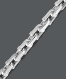 Get in touch with your equestrian side. Sturdy men's bracelet features a horseshoe link set in sterling silver. Approximate length: 8-1/2 inches. Get in touch with your equestrian side. Sturdy men's bracelet features a horseshoe link set in sterling silver. Approximate length: 8-1/2 inches.