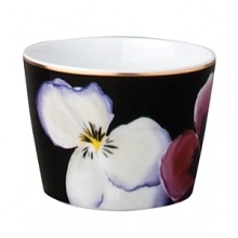 Pensees medium tumbler by Bernardaud. This lively, luxurious collection is sure to transform your table into a celebration of spring. The floral watercolor pattern features delicate, multicolored pansies that appear to be strewn across the surface of each piece. Pensees medium tumbler by Bernardaud. This lively, luxurious collection is sure to transform your table into a celebration of spring. The floral watercolor pattern features delicate, multicolored pansies that appear to be strewn across the surface of each piece.
