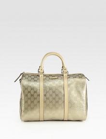 Double leather top handles, 4½ dropTop zip closureOne inside zip pocketCotton lining12½W X 8½H X 7DMade in Italy Double leather top handles, 4½ dropTop zip closureOne inside zip pocketCotton lining12½W X 8½H X 7DMade in Italy