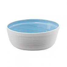 Echoing a painter's brush strokes, the subtle lines on this sky blue cereal bowl captivate the eye. Echoing a painter's brush strokes, the subtle lines on this sky blue cereal bowl captivate the eye.