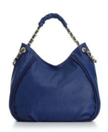 An easy-going hobo with posh polished detail. This everyday design by Big Buddha easily takes you from the weekend to the workplace without missing a beat. An easy-going hobo with posh polished detail. This everyday design by Big Buddha easily takes you from the weekend to the workplace without missing a beat.