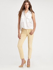 Tried-and-true skinnies in a featherweight twill with slight distressing and cropped-leg construction. THE FITSkinny fitRise, about 7½Inseam, about 24THE DETAILSZip flyFive-pocket styleBack patch pockets67% cotton/ 29% polyester/4% spandexMachine washMade in USA of imported fabricModel shown is 5'9 (175cm) wearing US size 26. Tried-and-true skinnies in a featherweight twill with slight distressing and cropped-leg construction. THE FITSkinny fitRise, about 7½Inseam, about 24THE DETAILSZip flyFive-pocket styleBack patch pockets67% cotton/ 29% polyester/4% spandexMachine washMade in USA of imported fabricModel shown is 5'9 (175cm) wearing US size 26.