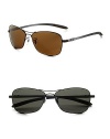 A caravan design with lightweight carbon frames. Available in black with crystal green lens or dark brown with crystal brown lens. UV400 lens 100% UV protective Made in Italy