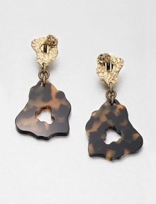 This beautiful abstract design features a subtle leopard spot print. BrassAcetateLength, about 2.36Clip-on backMade in Italy and imported This beautiful abstract design features a subtle leopard spot print. BrassAcetateLength, about 2.36Clip-on backMade in Italy and imported