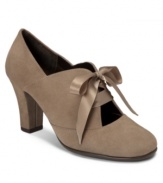 They may be called the Minor Role, but we predict these pretty suede round-toe pumps from Aerosoles will take center stage in your shoe closet! The satin bow embellishment on the vamp adds a lovely, ladylike touch.