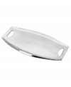 At once graceful and modern, this small tray reflects great taste at every meal. Its rounded rectangular shape, forged in radiant aluminum, makes a chic presentation of snacks, appetizers and desserts. With convenient handle cutouts.