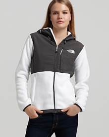 Made from recycled materials, this eco-friendly fleece jacket is a perennial favorite for lightweight warmth. Abrasion-reinforcement at shoulders and elbows offer exceptional durability for everyday wear. Made from recycled materials, this eco-friendly fleece jacket is a perennial favorite for lightweight warmth. Abrasion-reinforcement at shoulders and elbows offer exceptional durability for everyday wear.
