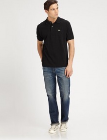 A weekend style staple that never goes out of style, this slim-straight silhouette is detailed with heavy whiskering, distressing and fading in the leg for a rugged, well-worn effect.Five-pocket styleInseam, about 33CottonMachine washMade in USA