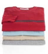 With a sporty stripe straight down the middle, this Geoffrey Beene sweater keeps it casual and classic.