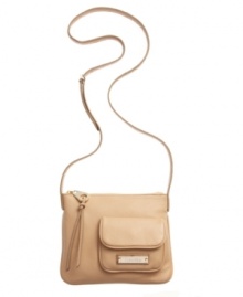 Simplistically stunning. Constructed from rich leather, this chic crossbody from Calvin Klein provides everyday functionality with refined designer accents. Simplistically stunning. Constructed from rich leather, this chic crossbody from Calvin Klein provides everyday functionality with refined designer accents.