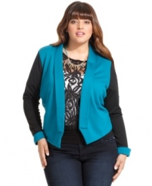 Layer your new fall looks with ING's plus size jacket, featuring a colorblocked design-- it's so on-trend!