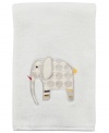 Super cozy and super fun, this pure cotton bath towel features a whimsical elephant, who'll never forget to wrap things up in plush perfection.