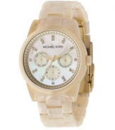 Lovely and luxurious, this Michael Kors watch is a natural beauty.