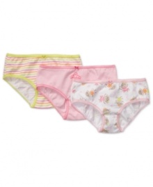 Cuteness in a triple pack. Carter's underwear set features bright and playful prints to complement your little one's personality. Cuteness in a triple pack. Carter's underwear set features bright and playful prints to complement your little one's personality.
