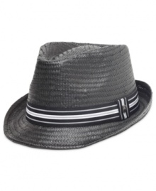 Flash your retro style with this modern upgrade of a classic fedora from Quiksilver. Flash your retro style with this modern upgrade of a classic fedora from Quiksilver.