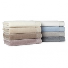 The velour front and absorbent terry cloth back makes this Hudson Park washcloth beautiful and functional. The velour front and absorbent terry cloth back makes this Hudson Park washcloth beautiful and functional.