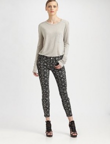 Contrasting retro print renews these cropped, ultra-stretchy skinnies. THE FITMedium rise, about 8Inseam, about 25THE DETAILSButton closureZip flyFive-pocket styleCotton/Lyocell/elastaneMachine washImportedModel shown is 5'11 (178cm) wearing US size 4. Contrasting retro print renews these cropped, ultra-stretchy skinnies. THE FITMedium rise, about 8Inseam, about 25THE DETAILSButton closureZip flyFive-pocket styleCotton/Lyocell/elastaneMachine washImportedModel shown is 5'11 (178cm) wearing US size 4.