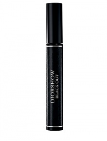 Take the show on the road with a look guaranteed to intensify the drama. Expand your Diorshow mascara wardrobe with this new version for an even more intense, dramatic look. With its exclusive Ultra-Kohl Pigments, Diorshow Black Out creates 15 times the depth of Classic Black for the sultriest, extra intense lashes. Take the show on the road with a look guaranteed to intensify the drama. Expand your Diorshow mascara wardrobe with this new version for an even more intense, dramatic look. With its exclusive Ultra-Kohl Pigments, Diorshow Black Out creates 15 times the depth of Classic Black for the sultriest, extra intense lashes.