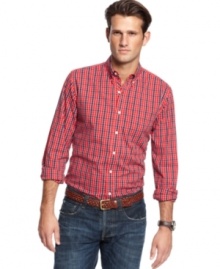 Liven up your button front collection shirts with this handsome and stylish fitted plaid shirt by Club Room.